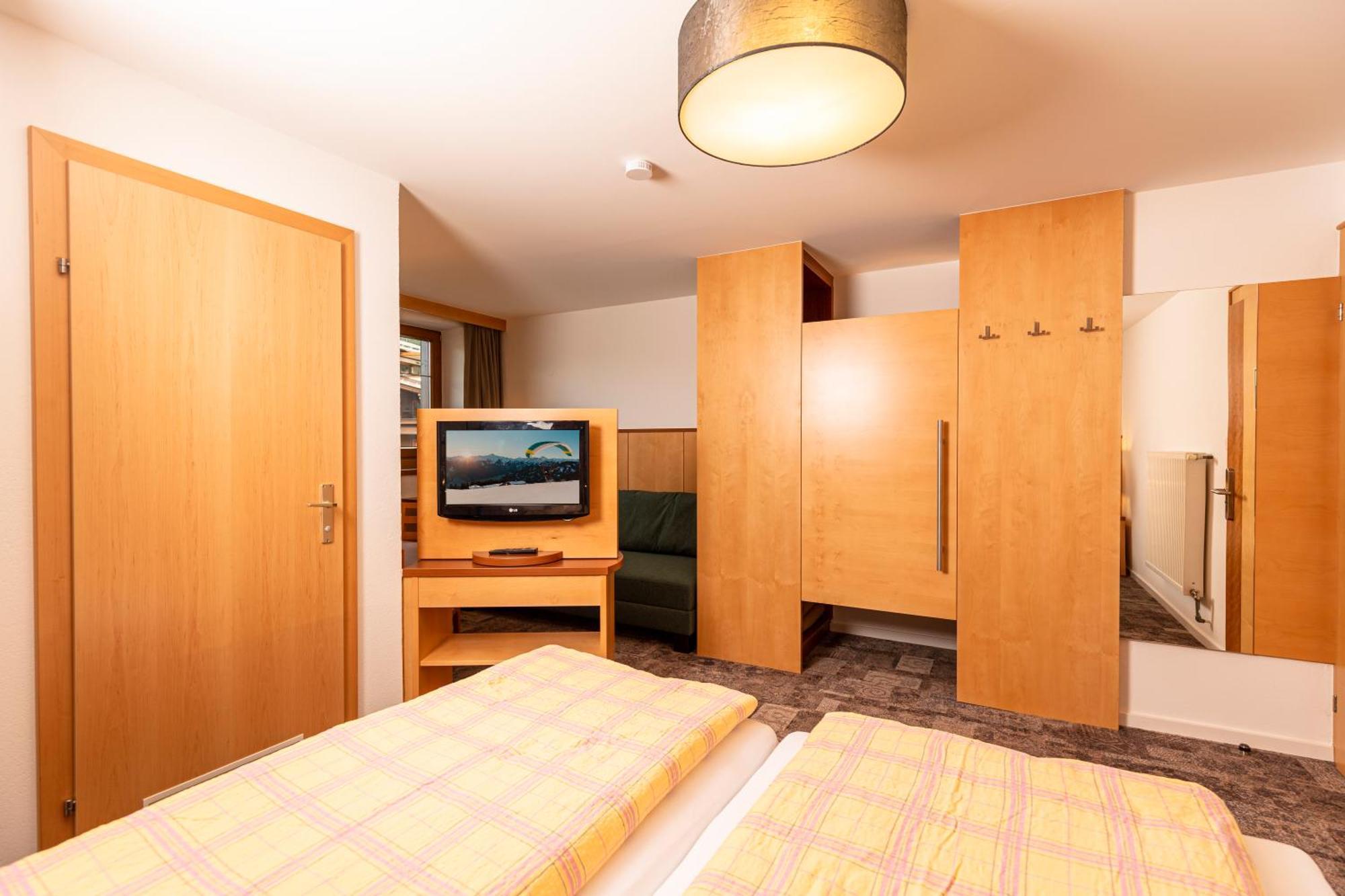 Hotel-Garni Pramstraller 迈尔霍芬 外观 照片